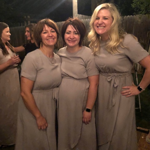 Maxi flow dress in grey - Picture 1 of 7